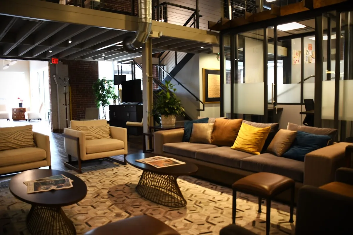 Cooper Elliott — image 3