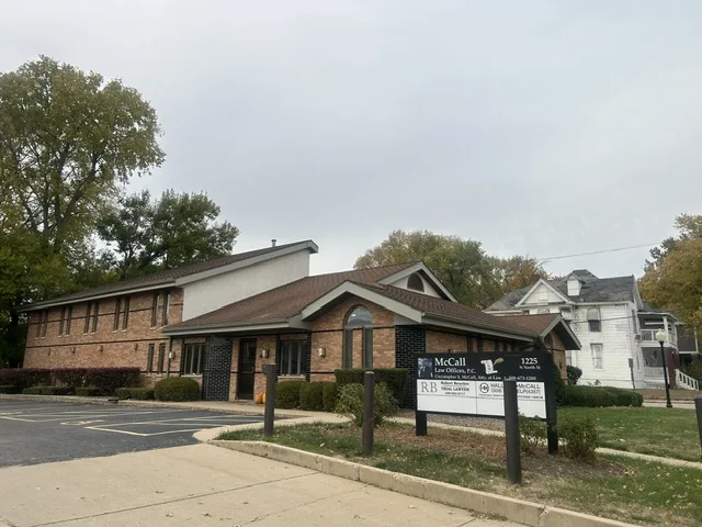 Halliday McCall Accident Lawyers of Illinois — image 2