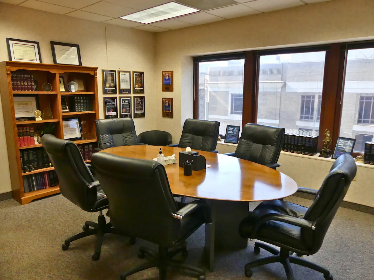 Hurst Limontes Indiana Injury Lawyers — image 3