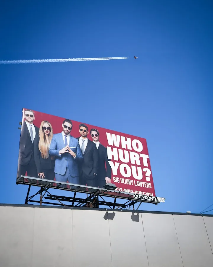 Razavi Law Group | Santa Ana Personal Injury & Accident Lawyers