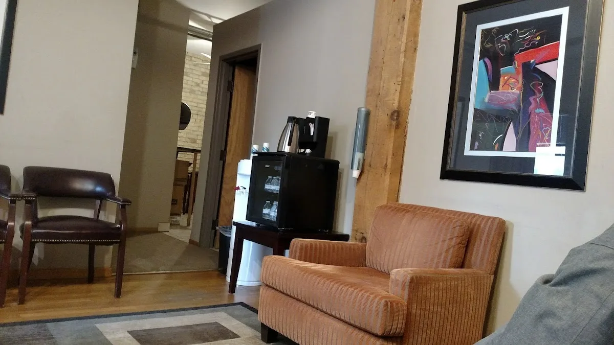 Robert Wilson & Associates — image 2