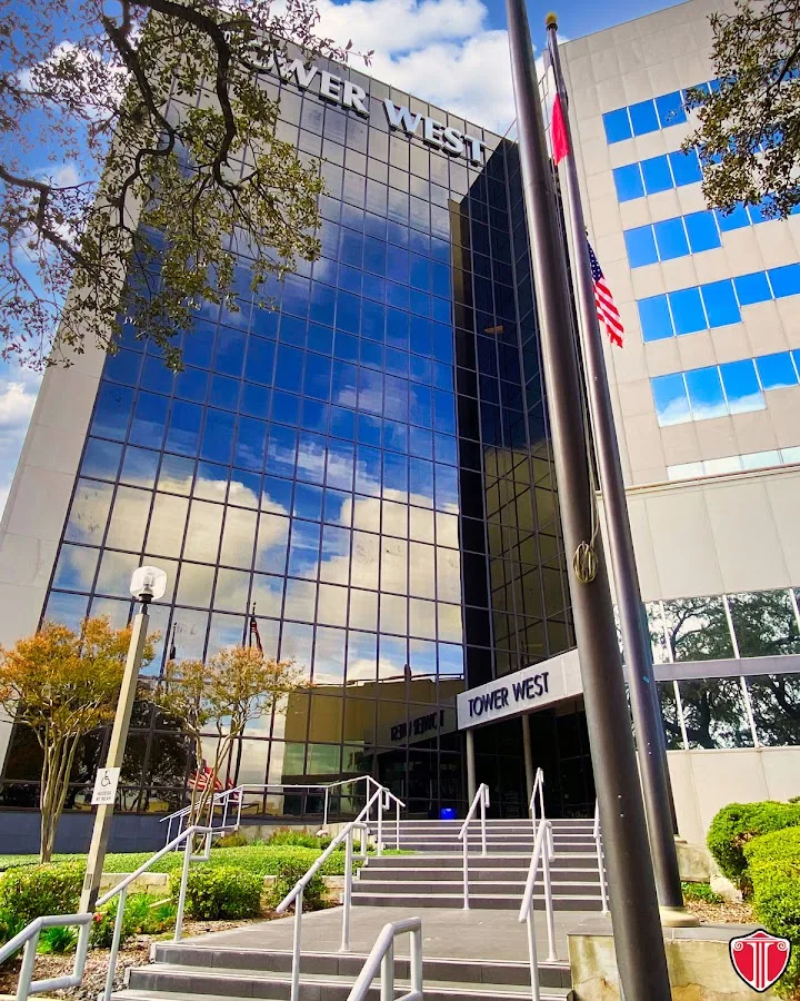 Trevino Injury Law - 18 Wheeler Truck Accident Lawyer — image 2